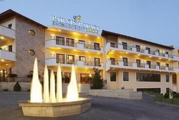 Parnis Palace Hotel Suites