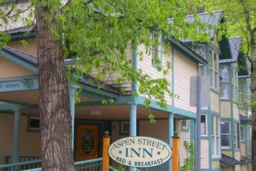 فندق Aspen Street Inn