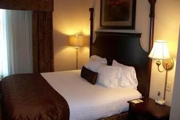 Big Country Hotel & Suites