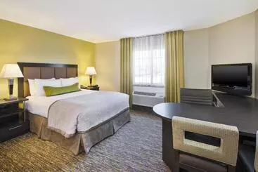בית מלון כפרי Candlewood Suites Indianapolis Airport By Ihg