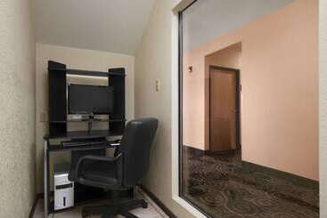 汽车旅馆 Days Inn By Wyndham Childress