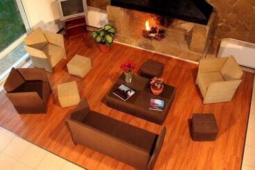 هتل Tierra Tehuelche Hosteria Y Aparts