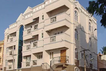 Lake Habitat Serviced Apartments