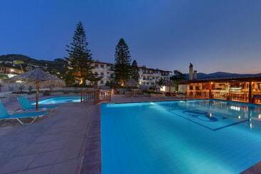 Spiros Soula Family Hotel & Apartments