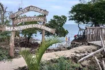 Hotelli Punta Aguila Resort &