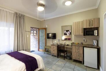 Bed & Breakfast Stevenski S Guesthouse