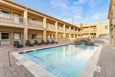 ホテル El Delfin Lodge