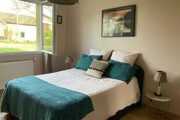 Aamiaismajoitus (B&B) Au Bras D Argent Léa Et Vincent