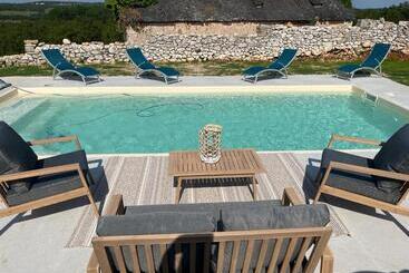 민박 La Ferme De La Truffe Chambres D Hôtes