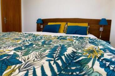 膳宿费 Chalé D Angra Guest House