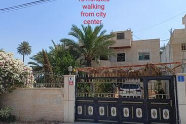 تختخواب و صبحانه Bnb La Luna Entire Apartment