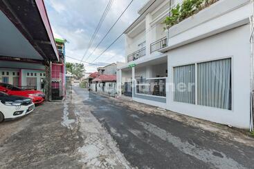 Hotel Ana Guest House Syariah Mitra Reddoorz