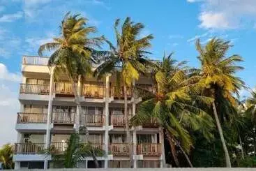 Hotel Coral Inn