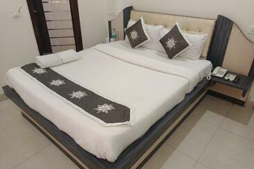 בית מלון כפרי Taj Delhites