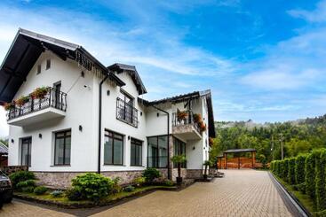 Pensiunea Paradisul Verde