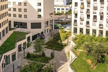 Ucpa Sport Station Hostel Paris