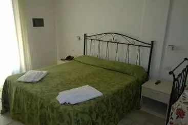 בית מלון כפרי Family Village Otranto