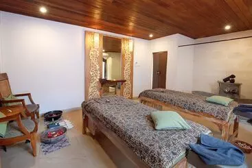 ホテル Lumbini Luxury Villas And Spa