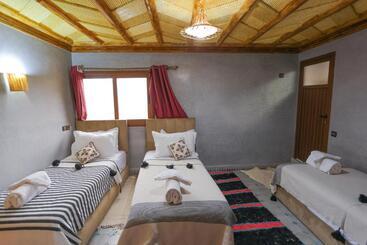 بنسيون Auberge Atlas Tamatertt