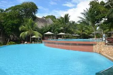 هتل Baobab Beach Resort & Spa