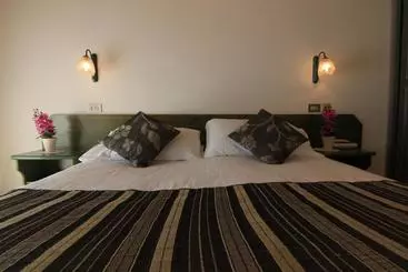 בית מלון כפרי Albergo Ristorante Cacciatori