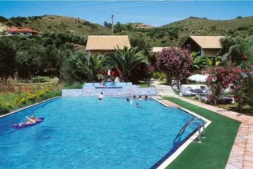 هتل Garden Of Eden