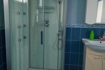 Old Pensiunea Otopeni