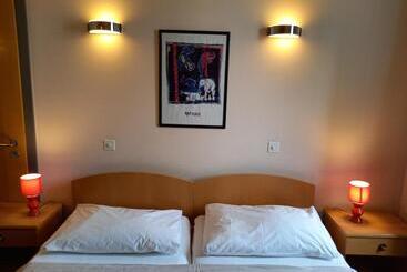 Отель Auberge D Etoy