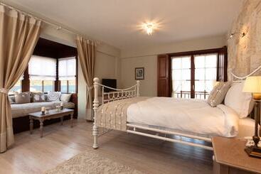 Alacati Kapari Hotel   Special Category