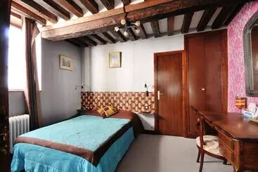 Hotel Hôtel De La Licorne