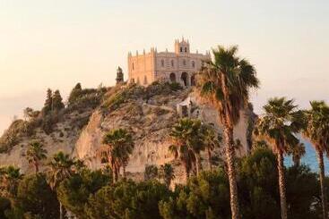 Bed and Breakfast La Perla Del Tirreno