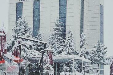 Hotel Resort Zerja And Spa