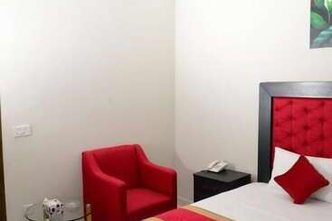 هتل Deluxe Lahore