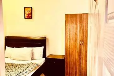 Hotelli Swiss Cottage