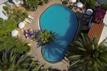 Semiramis Hotel De Charme & Pools