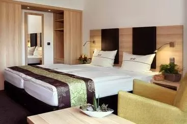 Szálloda Halfenstube & Villa Spa 1894