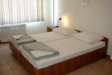 Vila 4m Pension & Appartements