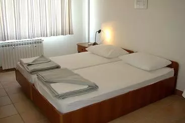 Vila 4m Pension & Appartements