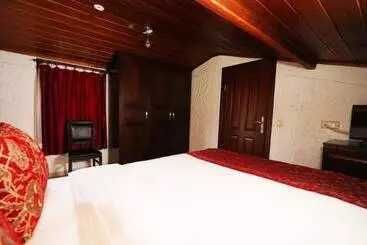 هتل Otantik Butik