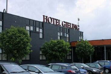 酒店 Gieling