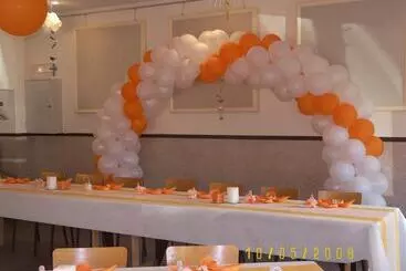 ホテル Auberge De L Omois