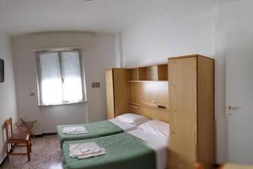 ホテル Albergo Anita