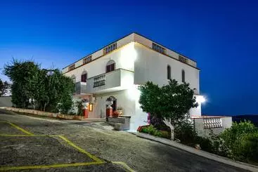 هتل Albergo Godenizzo
