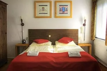 Отель Heijenrath