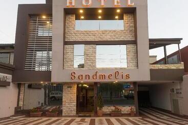 בית מלון כפרי Sandmelis