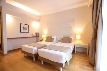 Leonardo Hotel Lago Di Garda   Wellness And Spa