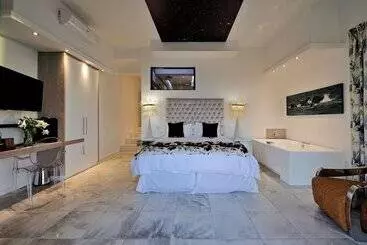 Bungalows Sea Star Cliff