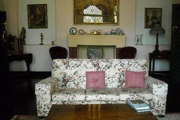 酒店 The Nesbitt Castle