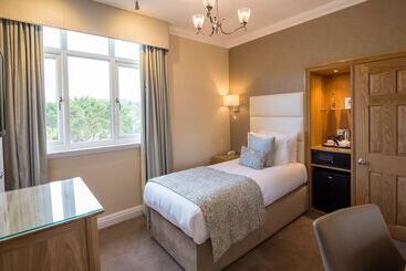 The Victoria Hotel & Source Spa