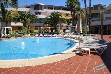 Отель Valtur Il Cormorano Resort & Spa